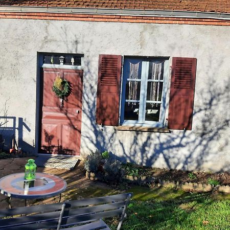 Notre village Papillon gite bed&breakfast Neret Extérieur photo