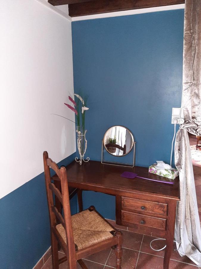 Notre village Papillon gite bed&breakfast Neret Extérieur photo