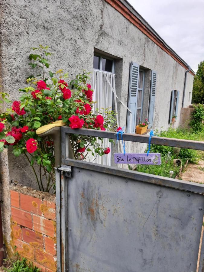 Notre village Papillon gite bed&breakfast Neret Extérieur photo