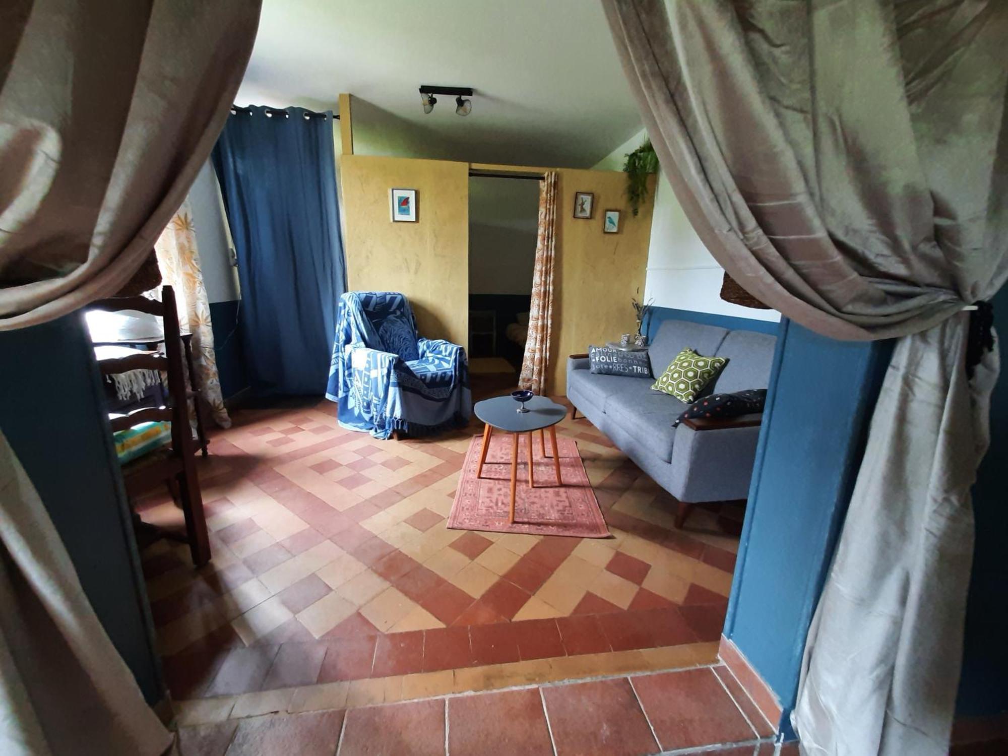 Notre village Papillon gite bed&breakfast Neret Chambre photo